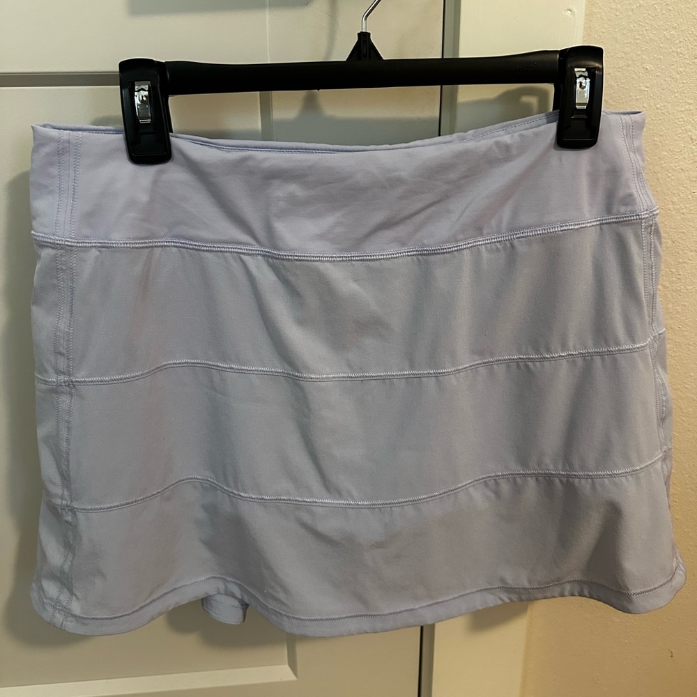 Lululemon Pace Rival Mid-Rise Skirt, light blue, Size 10